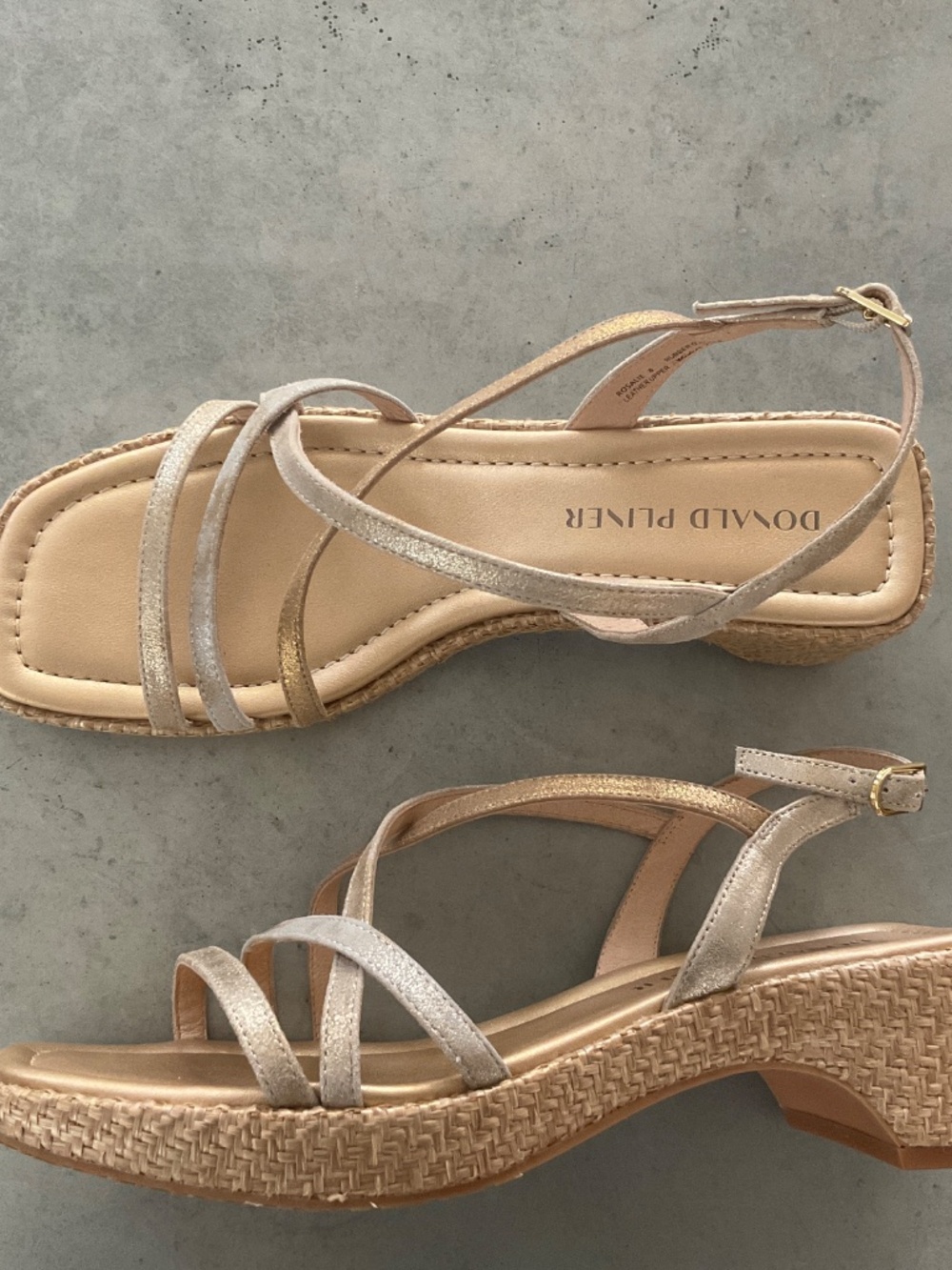 Donald J Pliner Rosalie Metallic strap sandal, size 8